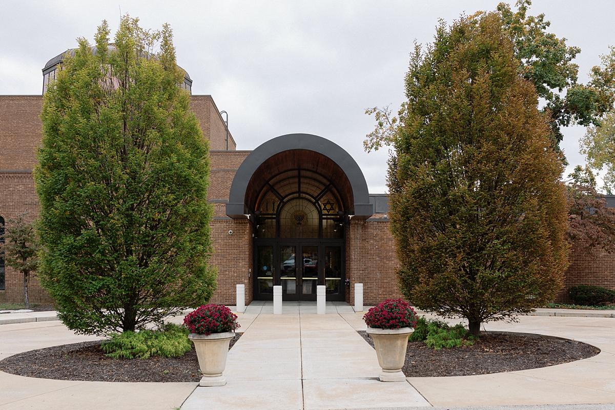 Entrance to United Hebrew Congregation in St. Louis
